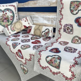 Gobelínový ubrus - srdce s lemováním